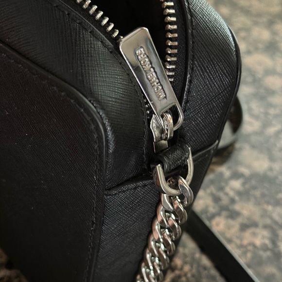 Michael Kors Jet Set Saffiano Leather Crossbody Bag - Picture 2 of 3